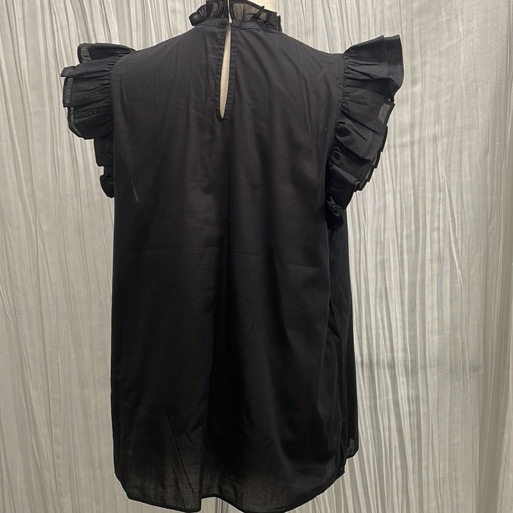 Express Black Ruffle Top. Size M - Picture 5 of 9
